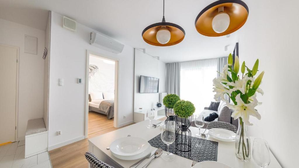 Apartamenty Kasprowicza 20A Klimatyzacja Basen Fintess Sauny Parking Bawialnia Zmywarkataras Wysoki Standard W Pelni Wyposazony Kołobrzeg Buitenkant foto